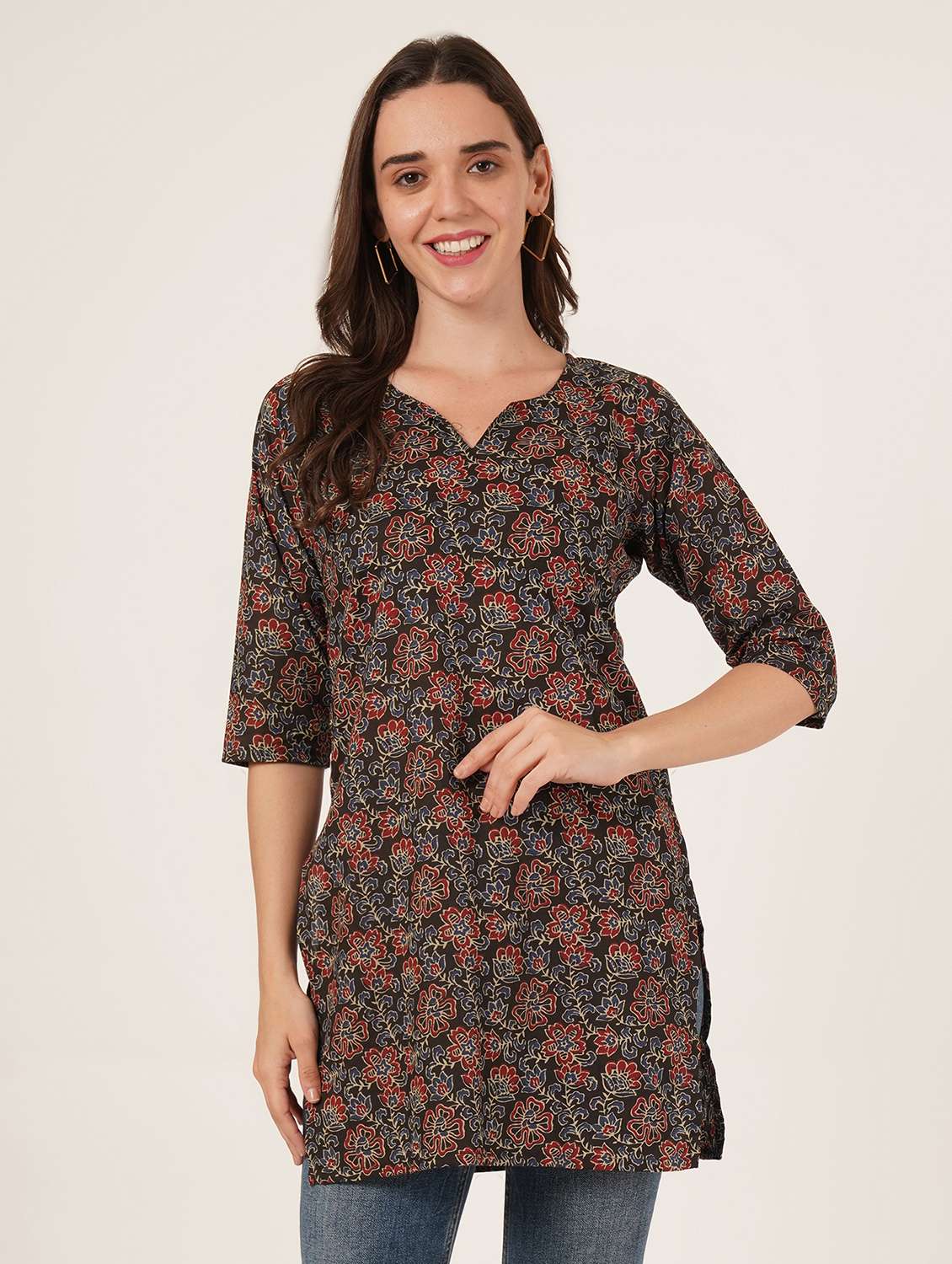 women printed three quarter sleeve straight kurti - 22072574 -  Zoom Image - 0