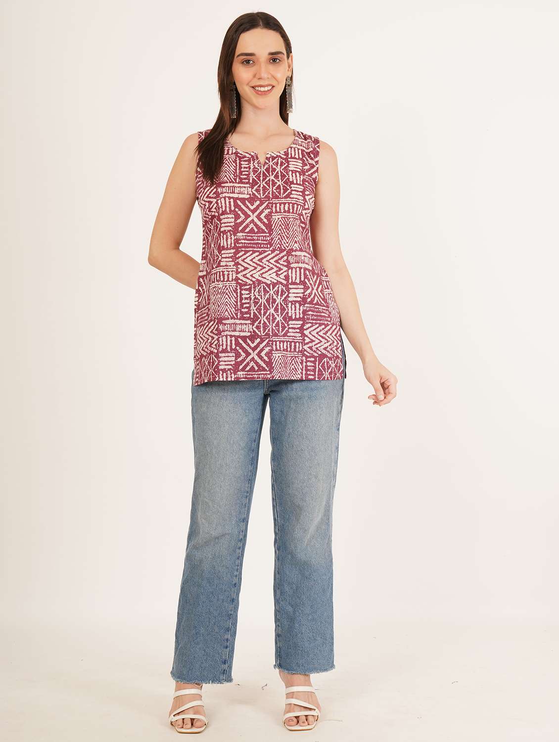 women printed sleeveless straight kurti - 22072580 -  Standard Image - 3