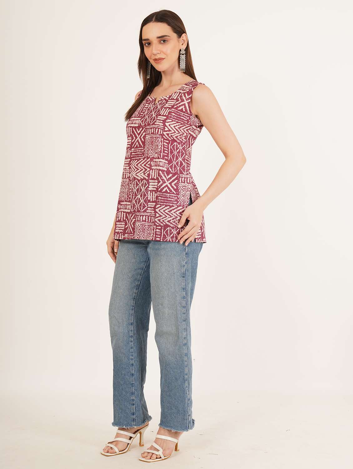 women printed sleeveless straight kurti - 22072580 -  Standard Image - 5