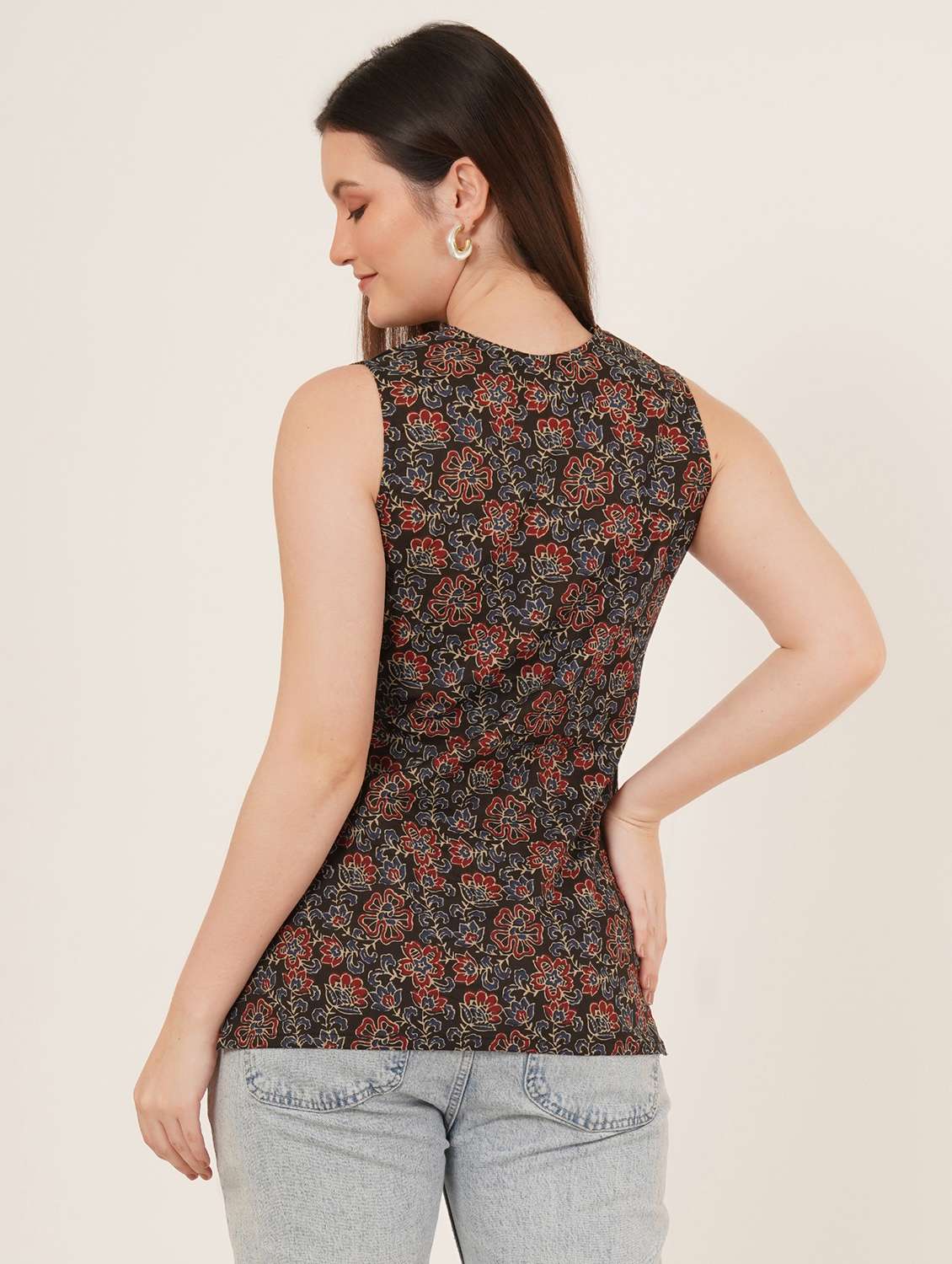 women printed sleeveless straight kurti - 22072587 -  Standard Image - 3