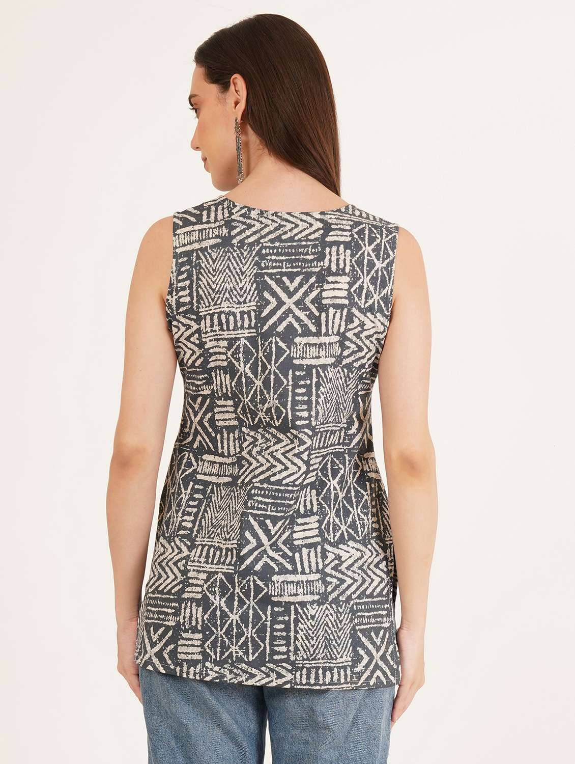 women printed sleeveless straight kurti - 22072592 - Standard Image - 3