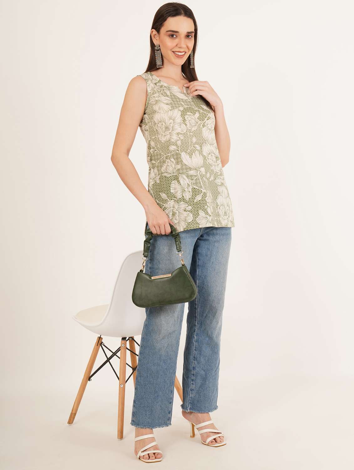 women floral printed sleeveless straight kurti - 22072594 -  Standard Image - 3