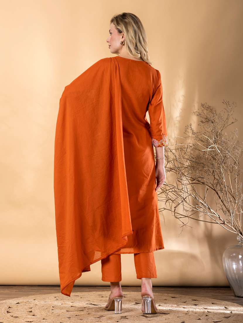 women embroidered three quarter sleeve kurta pant with dupatta set - 22072885 -  Standard Image - 3