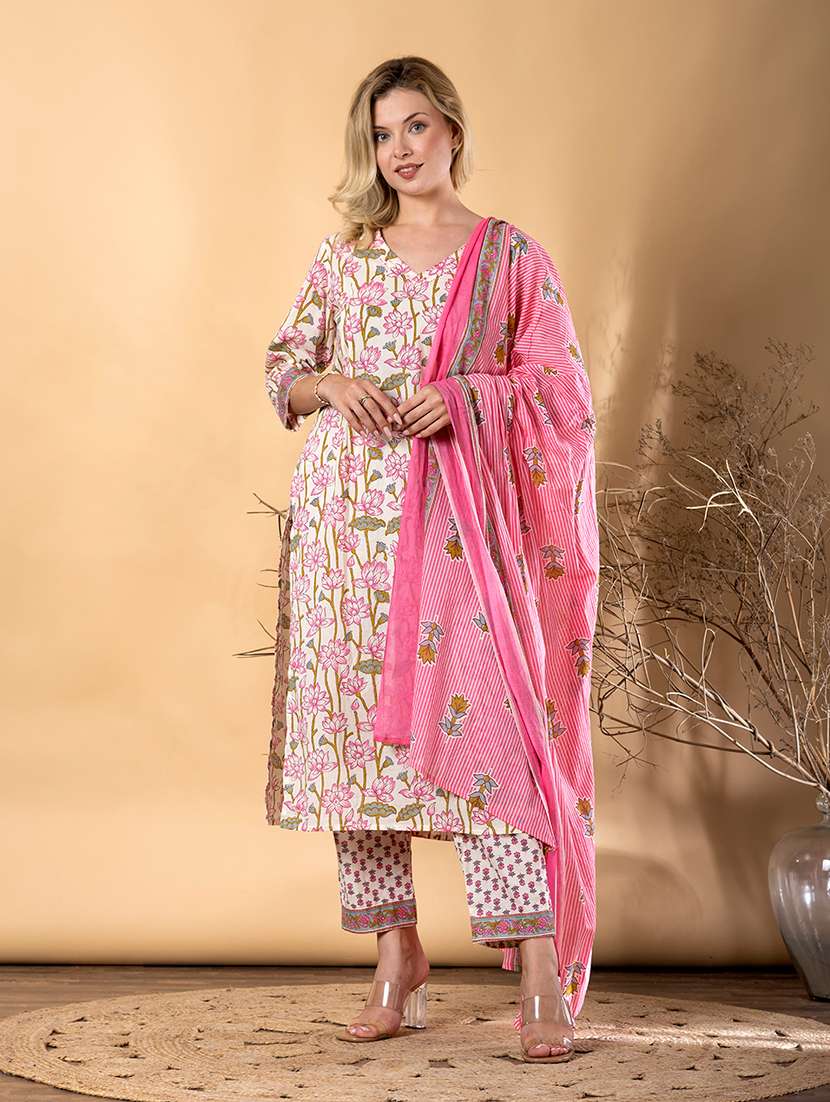 women floral three quarter sleeve kurta pant with dupatta set