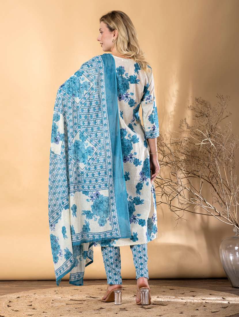 women floral three quarter sleeve kurta pant with dupatta set - 22072889 -  Standard Image - 3