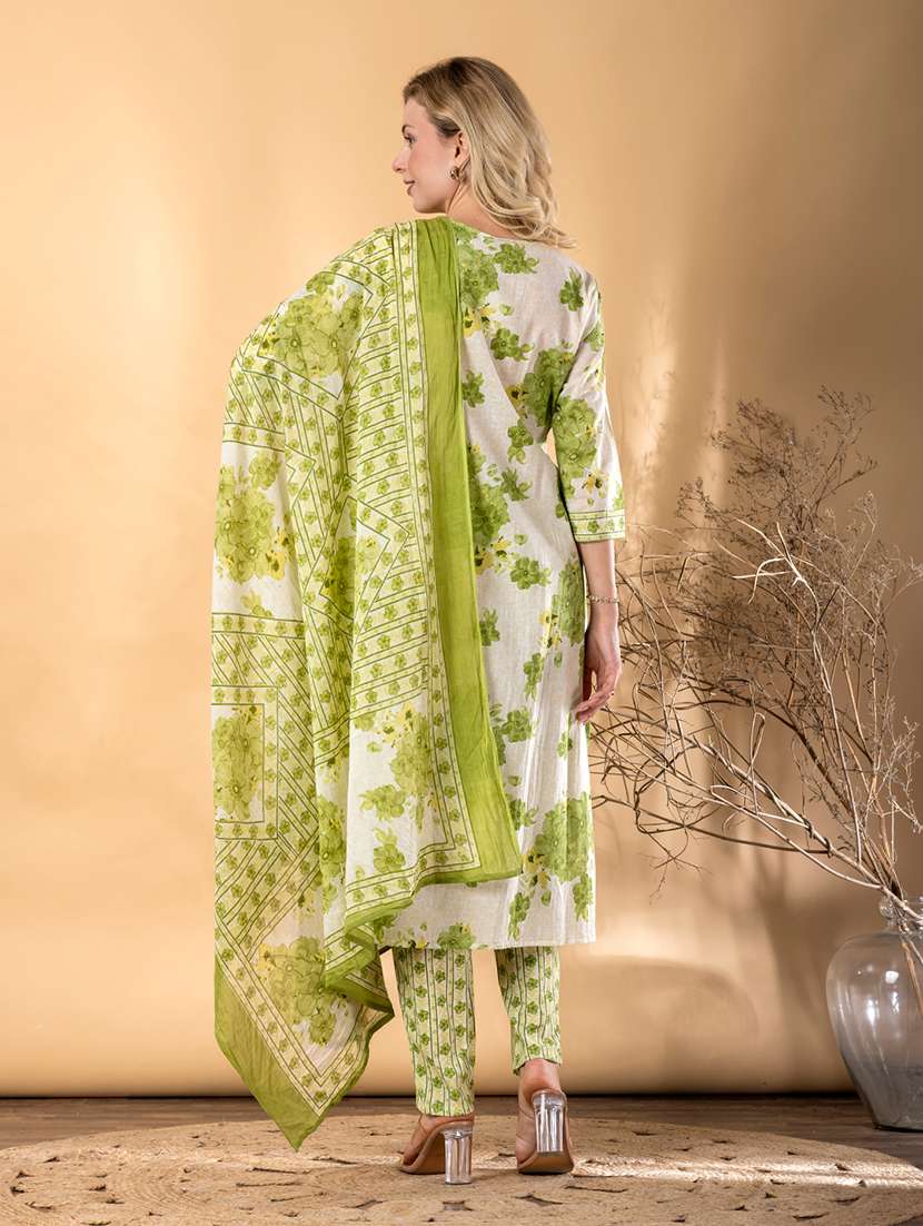 women floral three quarter sleeve kurta pant with dupatta set - 22072890 -  Standard Image - 3