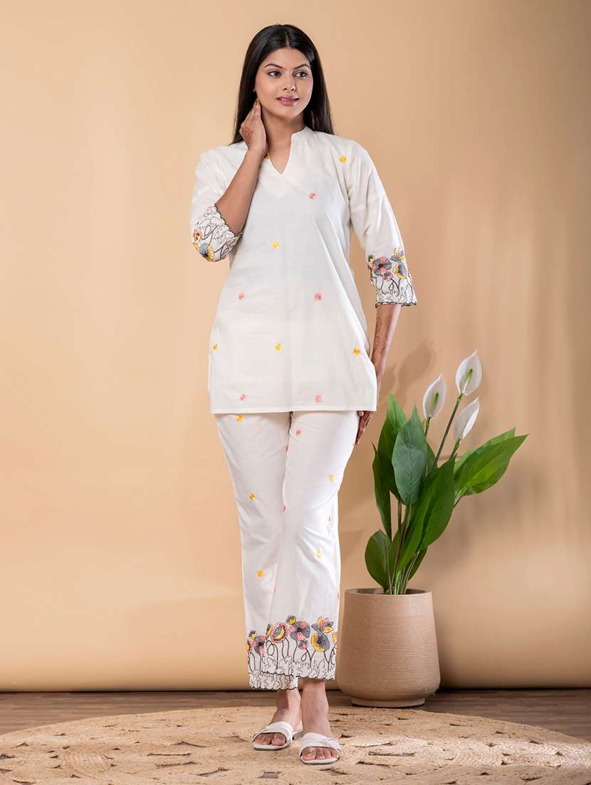 women three quarter sleeve ethnic co-ord set