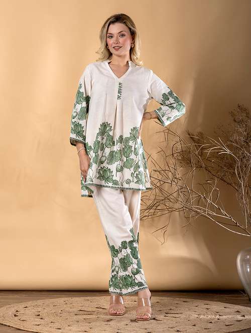 women three quarter sleeve ethnic co-ord set - 22072960 - Standard Image - 0