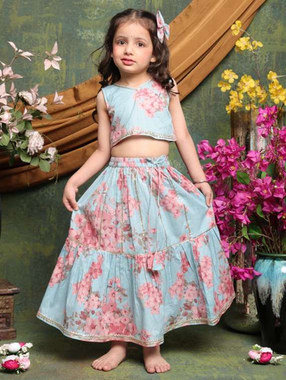 girls floral print sleveeless lehenga choli set - 22072988 -  Standard Image - 3