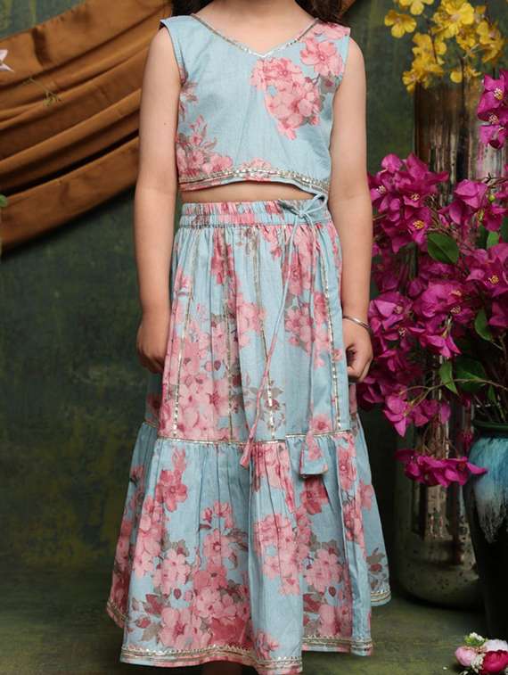 girls floral print sleveeless lehenga choli set - 22072988 -  Standard Image - 5