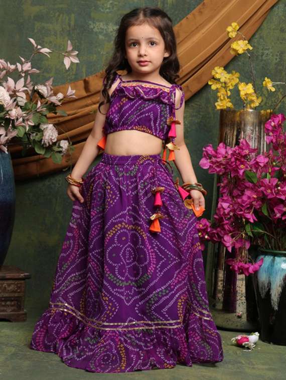 girls bandhani print sleveeless lehenga choli set