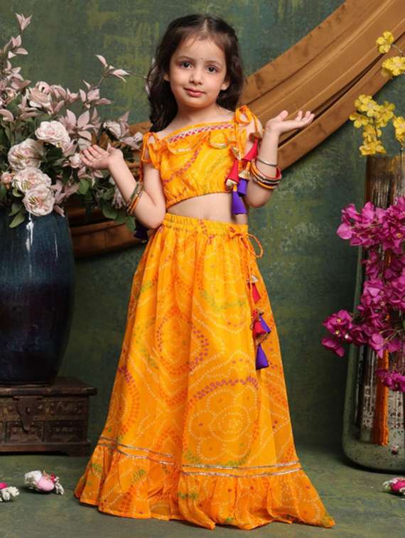 girls bandhani print sleveeless lehenga choli set - 22072992 - Standard Image - 3