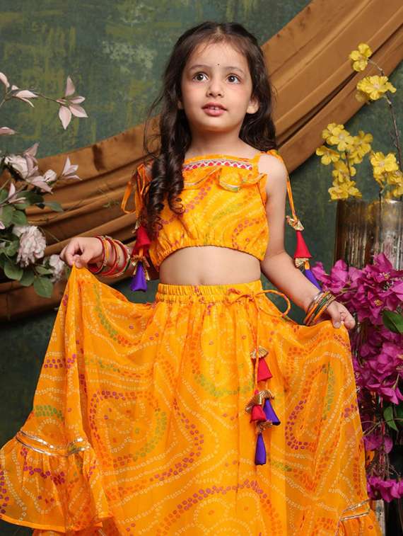 girls bandhani print sleveeless lehenga choli set - 22072992 - Standard Image - 5