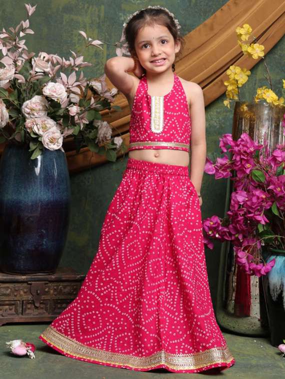 girls bandhnai print sleveeless lehenga choli set
