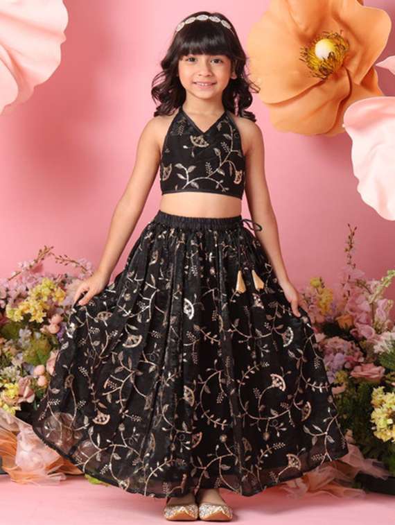 girls embroidered sleveeless lehenga choli set