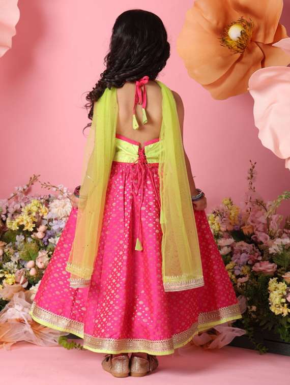 girls self designed sleveeless lehenga choli set - 22073004 - Standard Image - 3