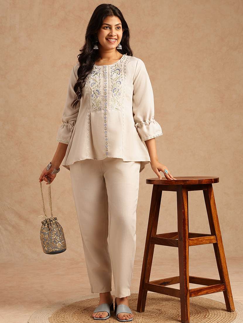 women three quarter sleeve ethnic co-ord set - 22073279 -  Zoom Image - 0