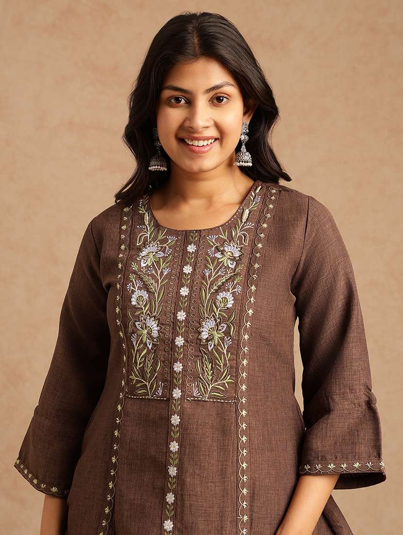 women three quarter sleeve ethnic co-ord set - 22073280 - Standard Image - 5