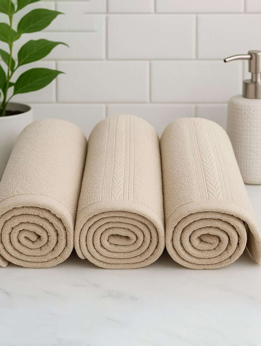 dolla pack of 3 soft high absorben & comfortable hand towel  - 22073855 -  Standard Image - 3