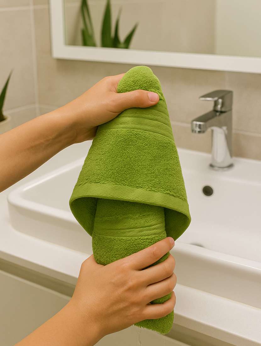 dolla pack of 3 soft high absorben & comfortable hand towel  - 22073860 -  Standard Image - 3