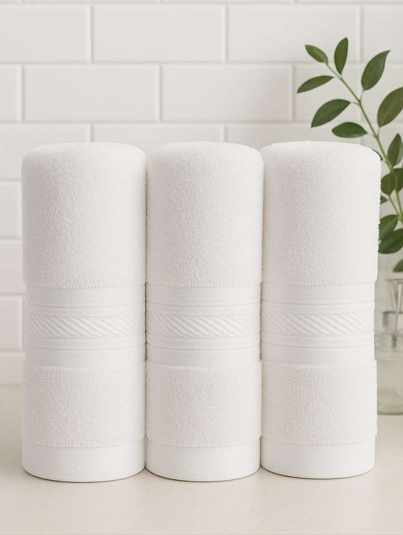 dolla pack of 3 soft high absorben & comfortable hand towel 