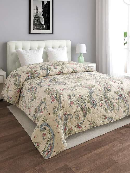 dollar ac comforter for double bed - 22073926 - Standard Image - 0