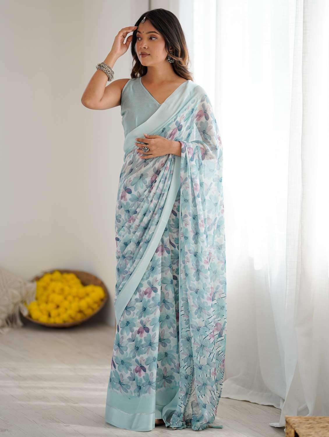 women floral printed saree with blouse