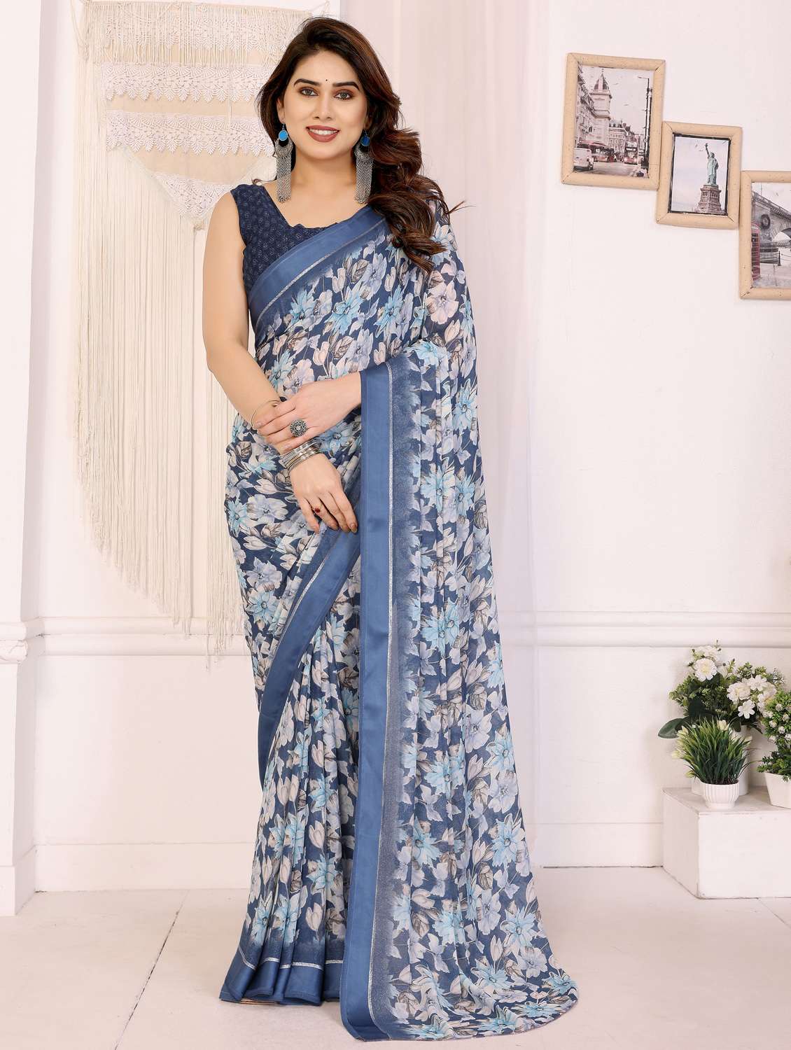 women floral printed saree with blouse