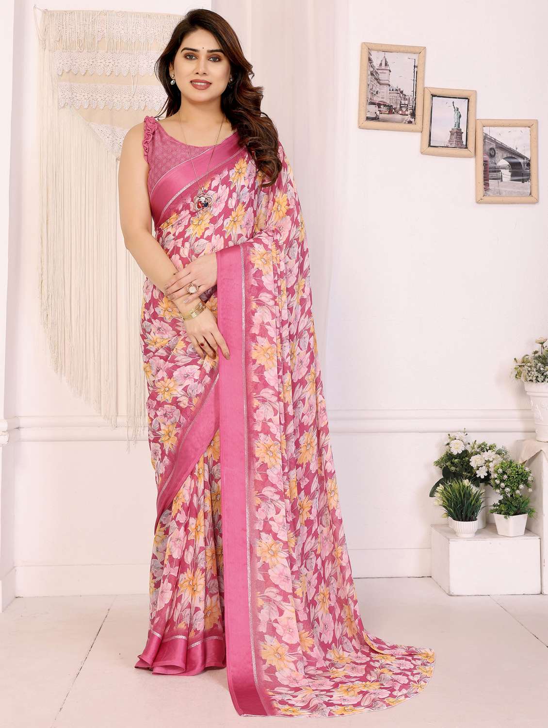 women floral printed saree with blouse - 22074119 - Zoom Image - 0