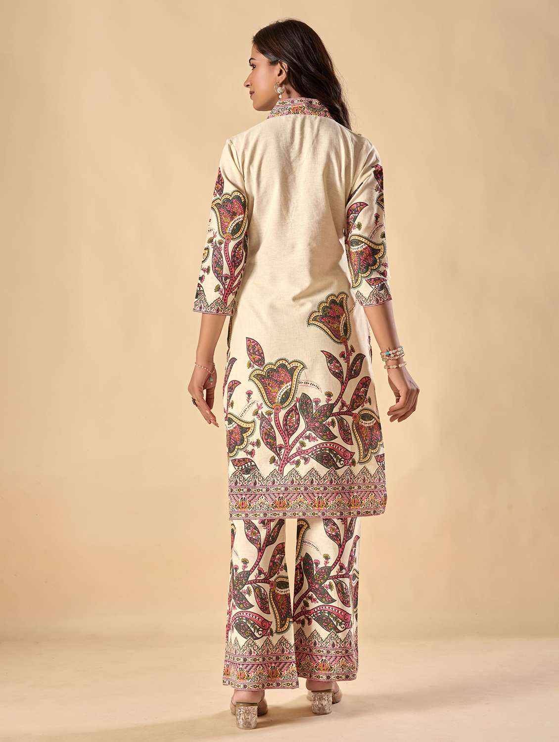 women printed three quarter sleeve kurta pant set - 22074139 -  Standard Image - 3