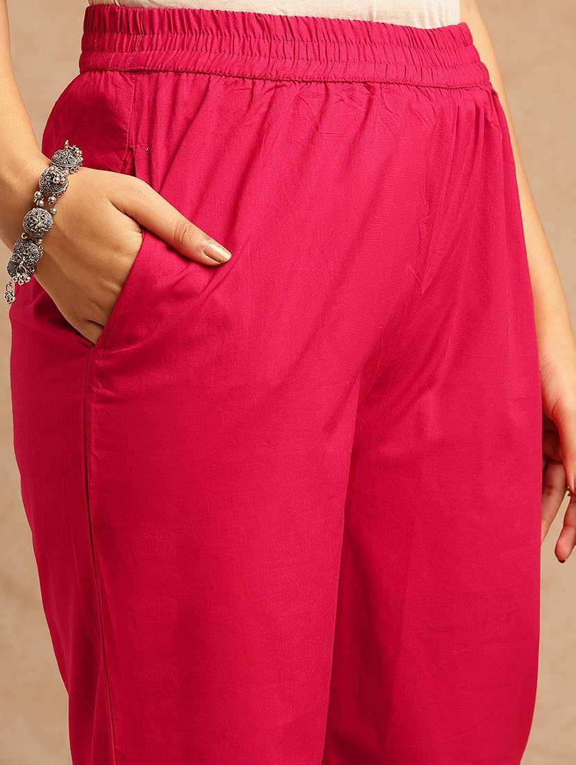 women bandhani printed three quarter sleeve kurta pant with dupatta set - 22074151 -  Standard Image - 5