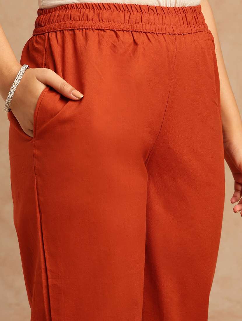 women bandhani printed three quarter sleeve kurta pant with dupatta set - 22074152 -  Standard Image - 5