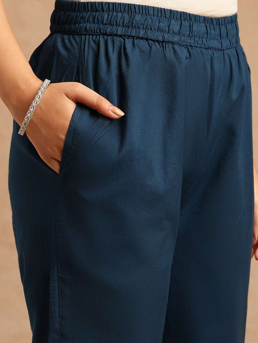 women bandhani printed three quarter sleeve kurta pant with dupatta set - 22074153 -  Standard Image - 5