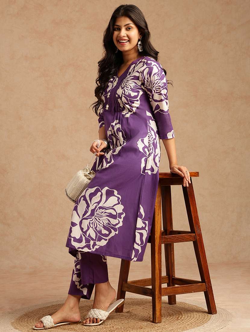 women printed three quarter sleeve kurta pant set
