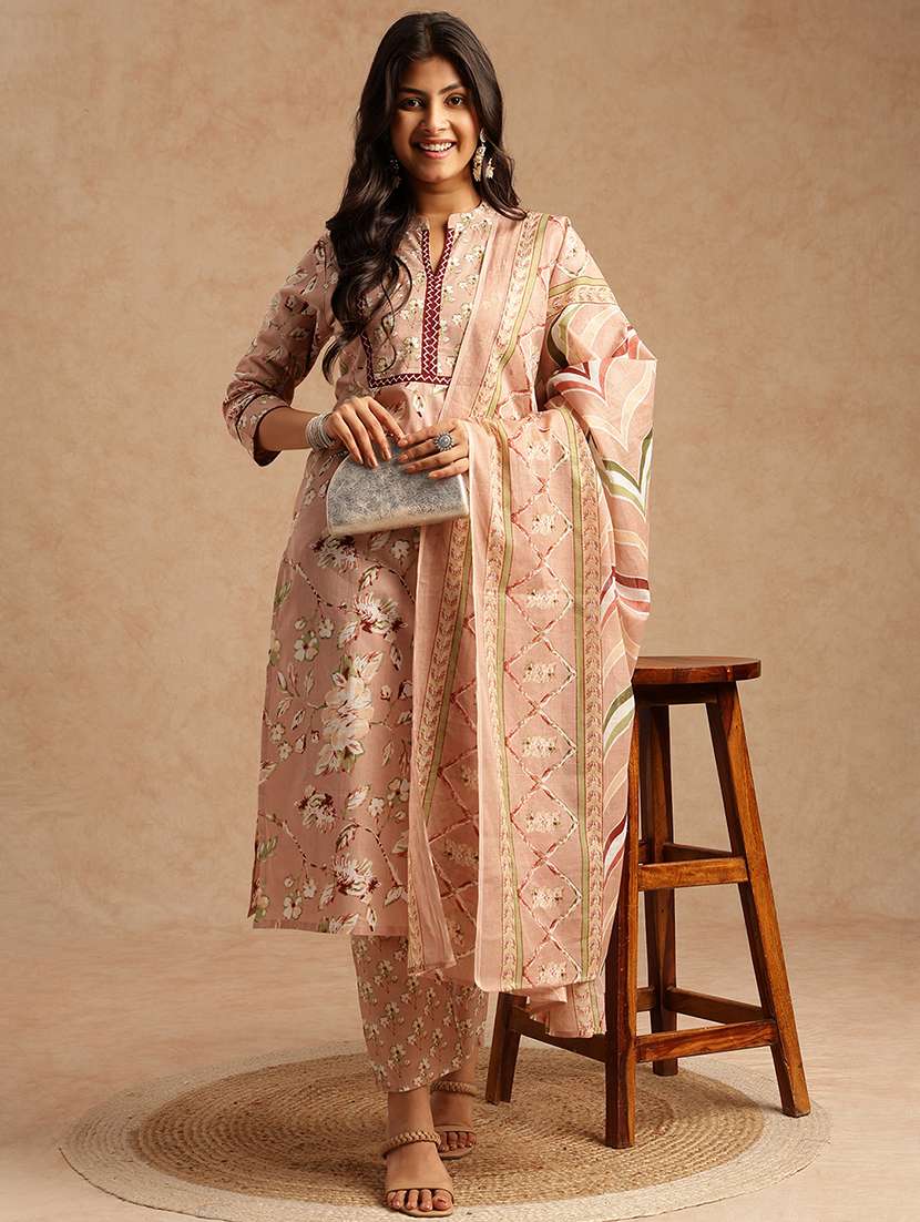 women floral printed three quarter sleeve kurta pant with dupatta set