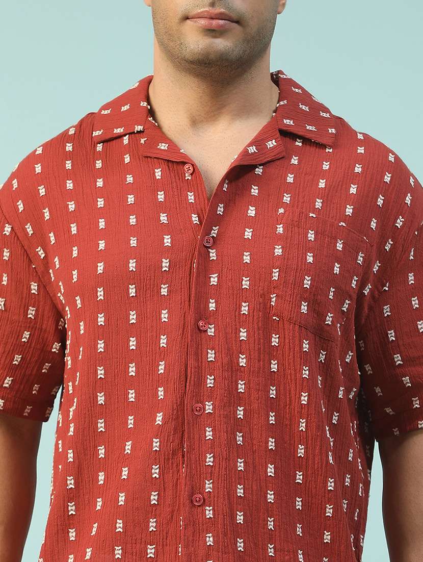 men self design short sleeve loose fit casual shirt - 22074206 - Standard Image - 5