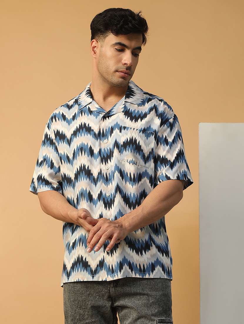 men printed short sleeve loose fit casual shirt