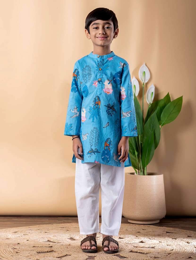 boys printed long sleeve kurta & pyjama set 