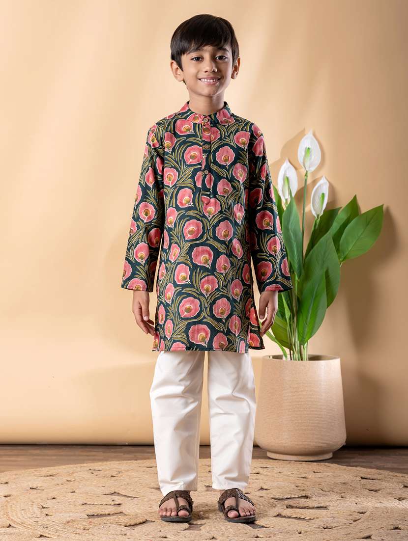 boys printed long sleeve kurta & pyjama set 