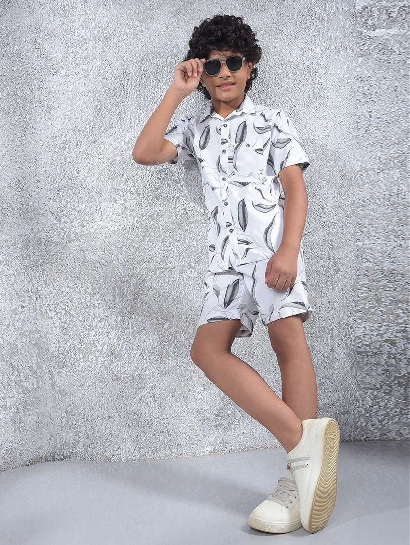 boys printed mid rise regular fit short - 22074415 -  Standard Image - 5