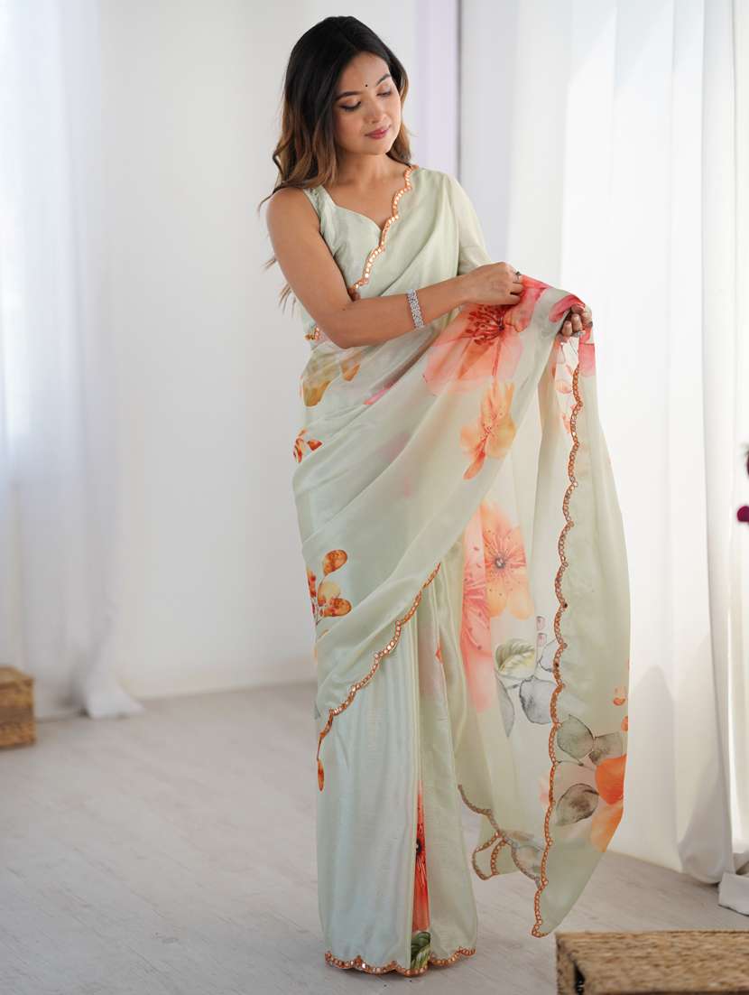 women printed casual wear saree with blouse - 22074473 -  Standard Image - 3