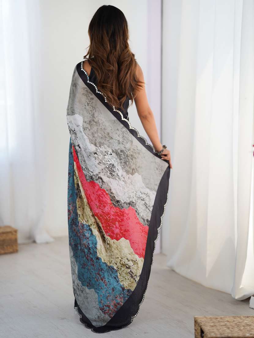 women printed casual wear saree with blouse - 22074549 -  Standard Image - 3