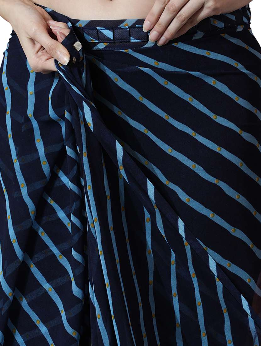 women striped ready to wear saree with blouse - 22074647 -  Standard Image - 3