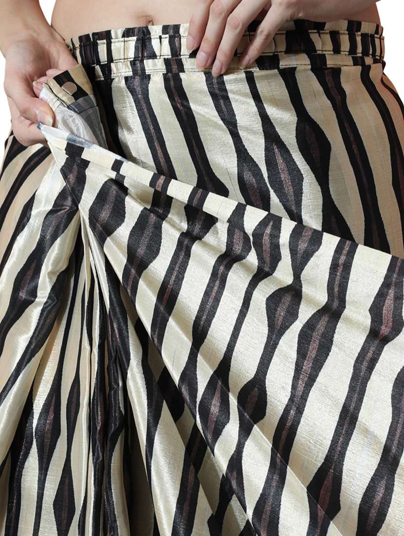 women printed ready to wear saree with blouse - 22074684 - Standard Image - 3