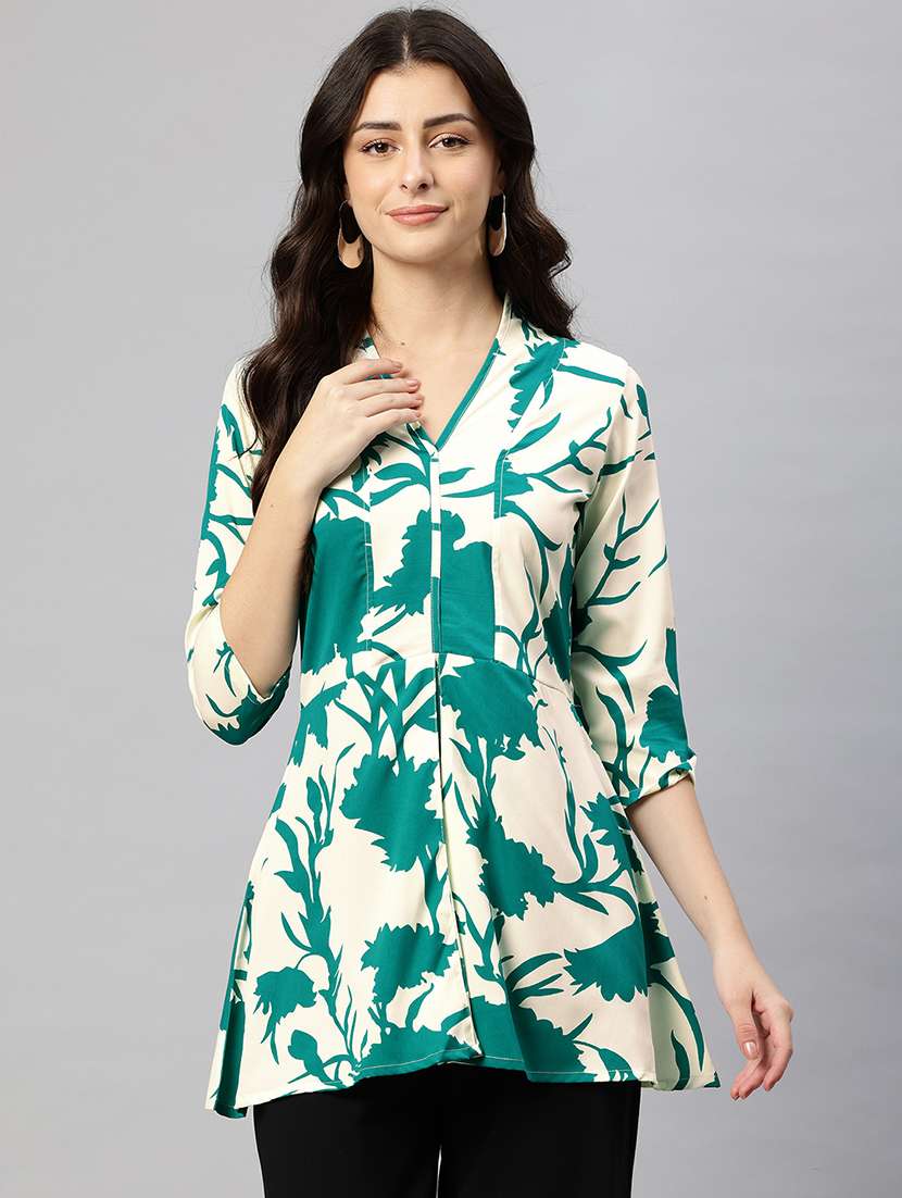 floral print notch neck crepe top - 22074687 -  Zoom Image - 0