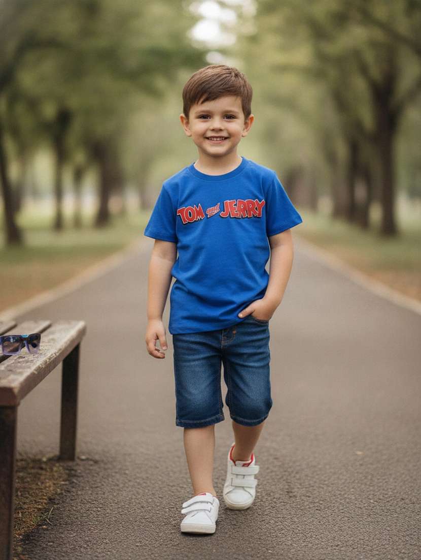 boys printed short sleeves regular fit t-shirt