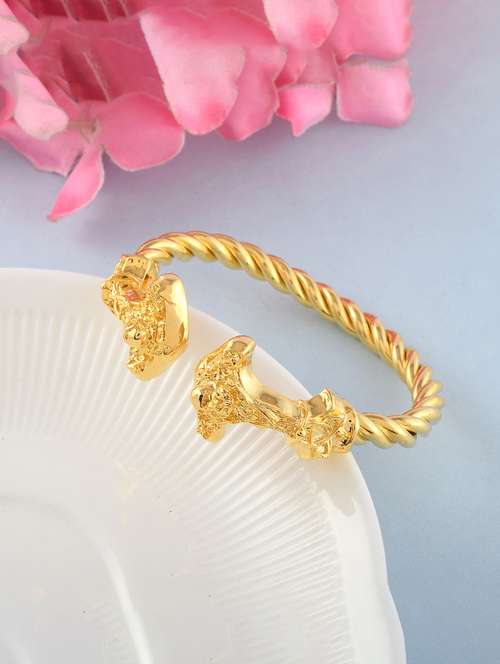 brass goldplated satan skull head kada - 22075178 -  Standard Image - 0