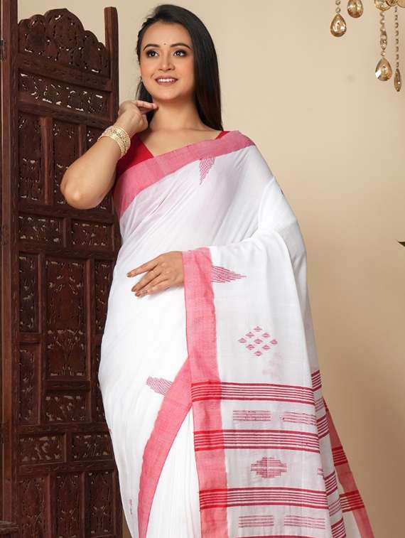 women self design handloom saree with blouse - 22076026 -  Standard Image - 3