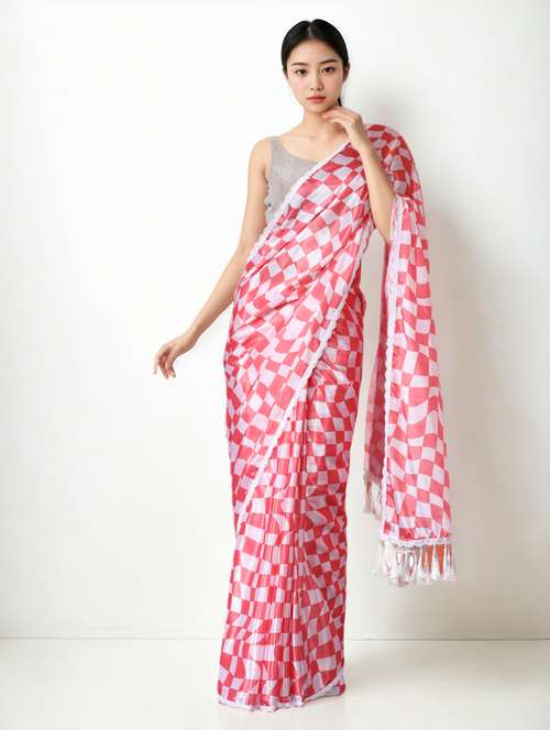 women printed casual wear saree with blouse - 22076032 -  Standard Image - 0