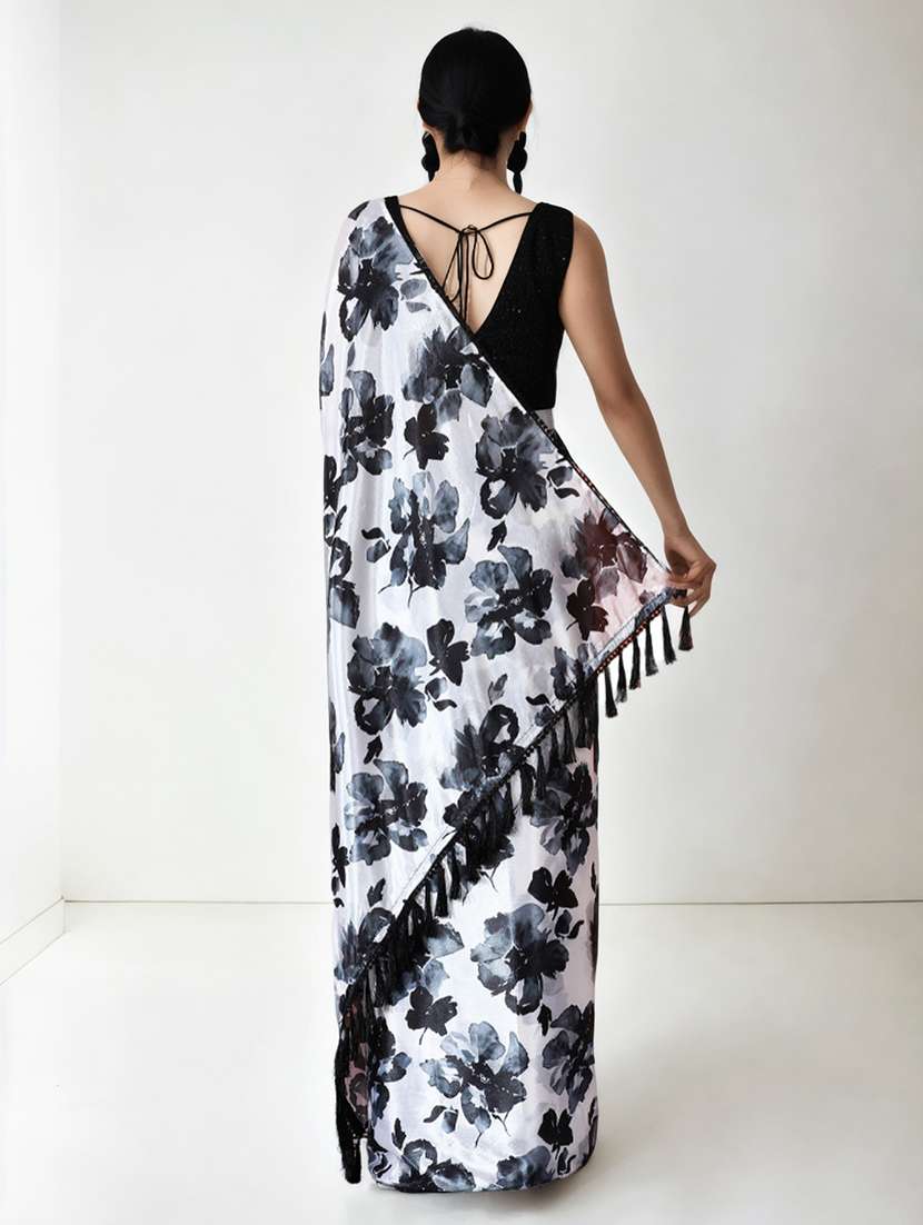 women printed casual wear saree with blouse - 22076083 - Standard Image - 3